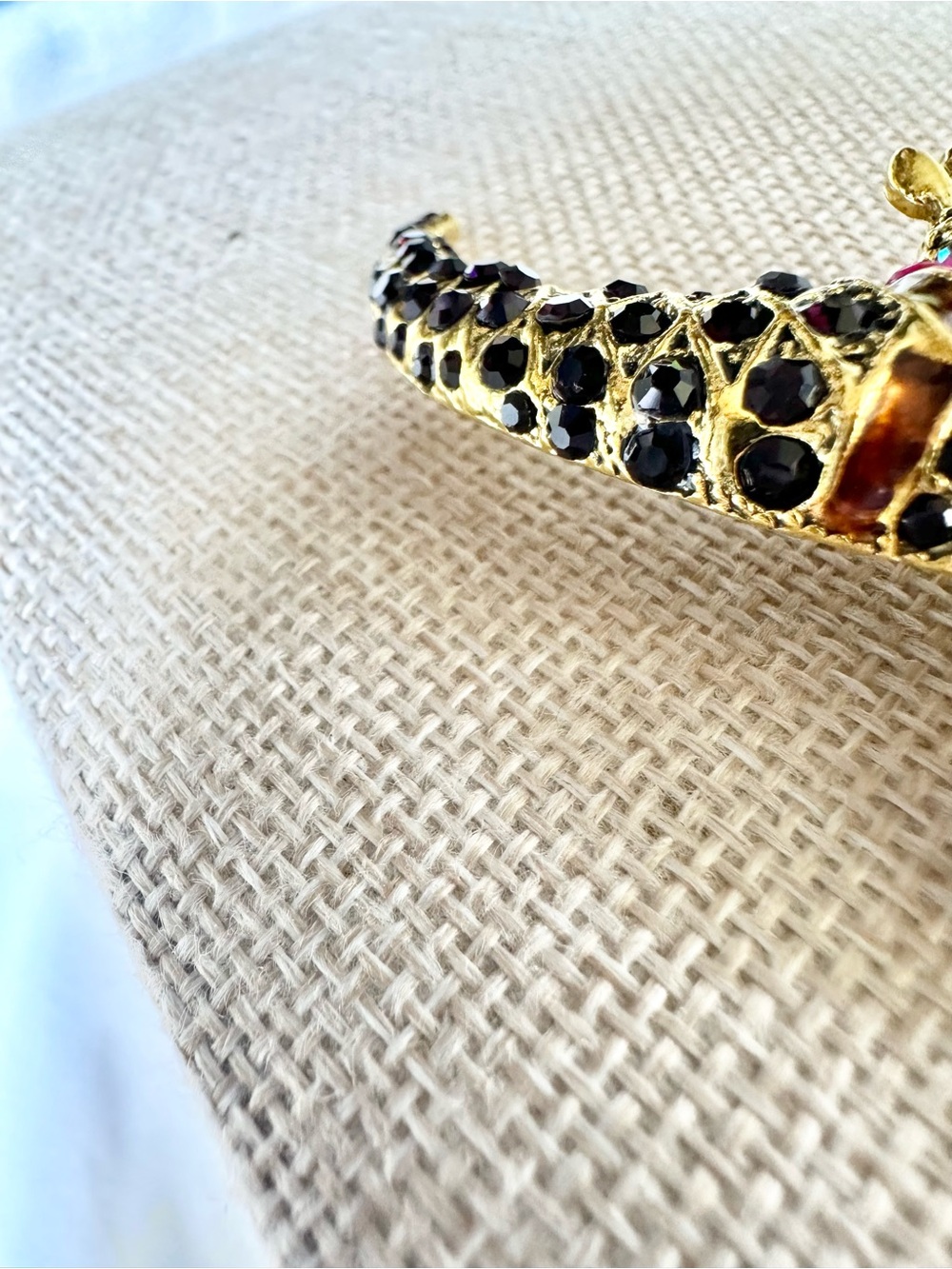 Chunky 5” Gold-Tone Green & Pink Crystal Alligator Brooch (High Quality/Weight) - Picture 5 of 13